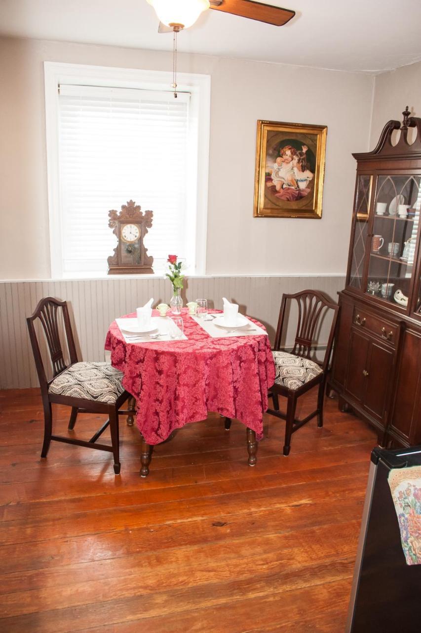 Hertzog Homestead Bed&Breakfast Ephrata Eksteriør billede